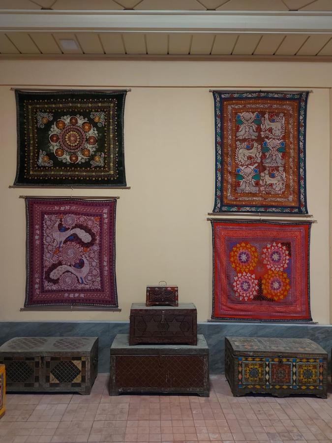 Musavvir Samarcanda Exterior foto